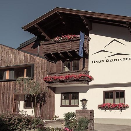 Haus Deutinger Bed and Breakfast Flachau Exteriör bild