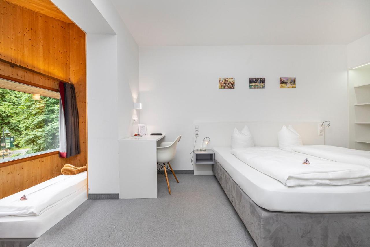Haus Deutinger Bed and Breakfast Flachau Rum bild