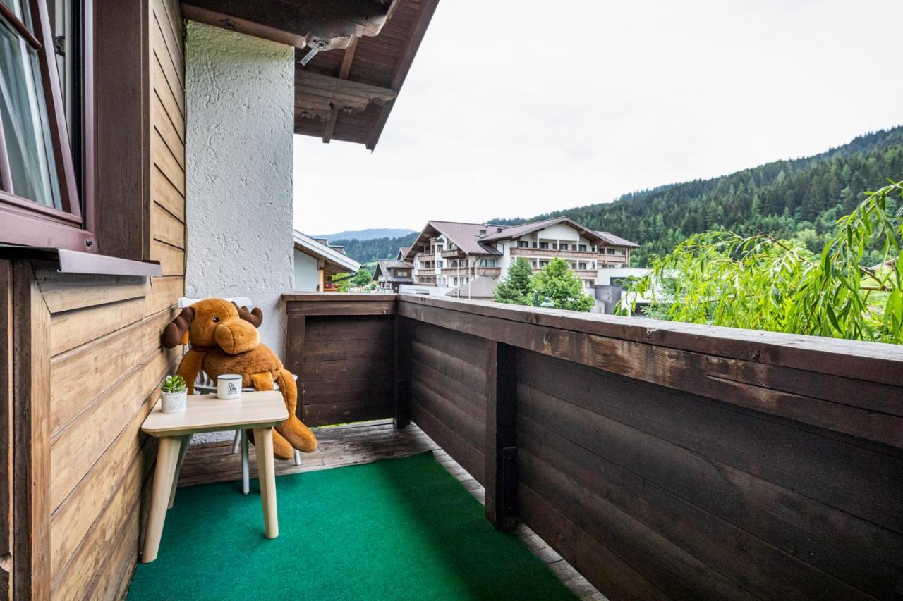 Haus Deutinger Bed and Breakfast Flachau Exteriör bild