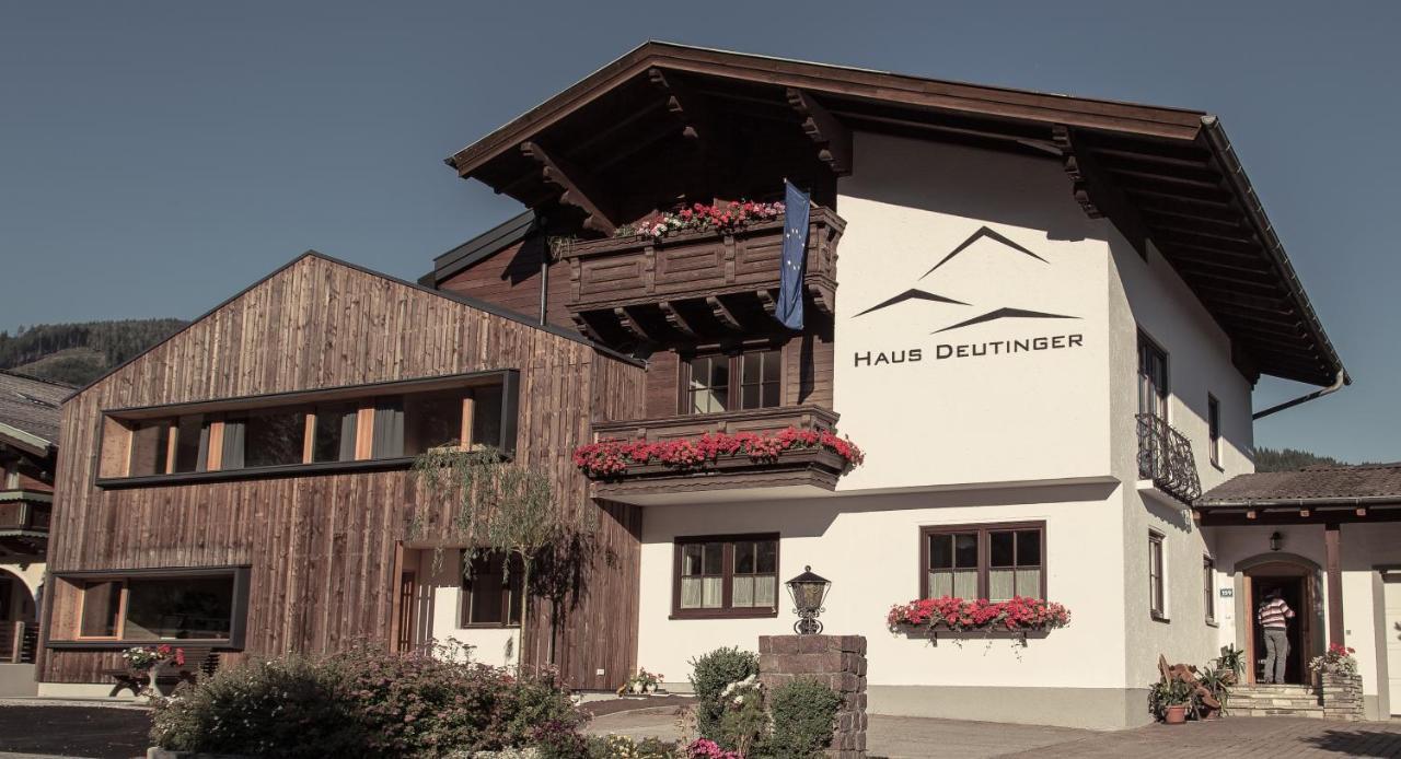Haus Deutinger Bed and Breakfast Flachau Exteriör bild
